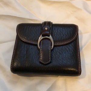 Dooney and Bourke wallet